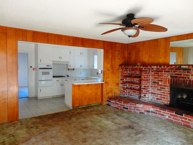 4828 E Mckenzie AvenueFresno, CA, 93727Fresno County