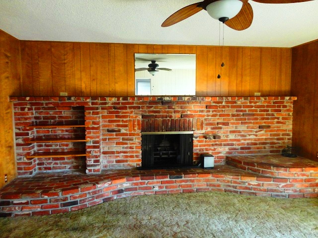 4828 E Mckenzie AvenueFresno, CA, 93727Fresno County