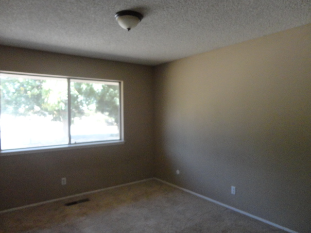 5694 E Kaviland AveFresno, CA, 93727Fresno County