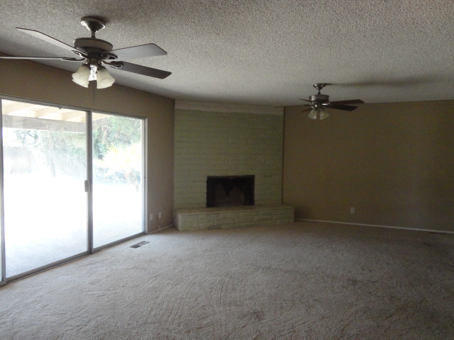 5694 E Kaviland AveFresno, CA, 93727Fresno County