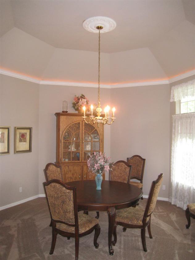 889 East Dartmouth Drive, Fresno, CA 93730