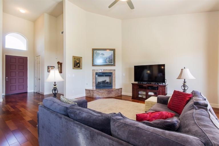 10794 North Matus Avenue, Fresno, CA 93730