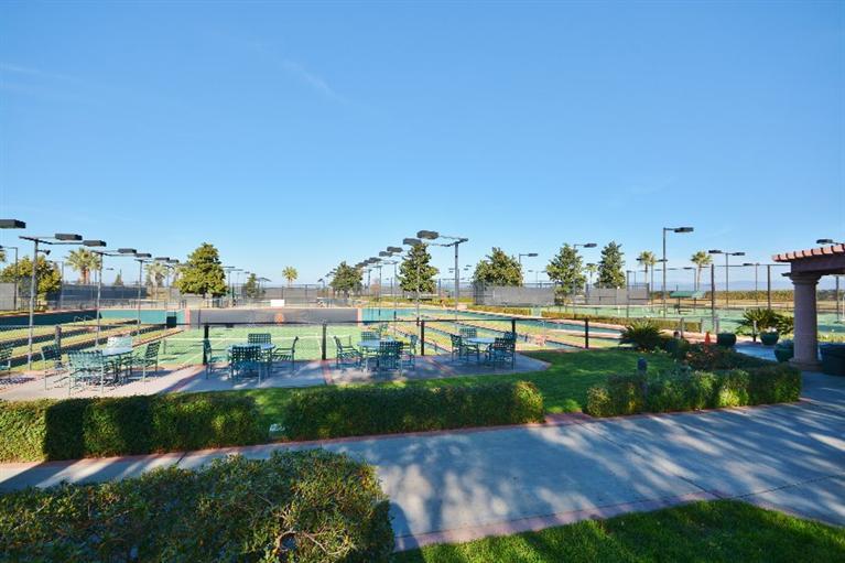 11572 North DEVONSHIRE Avenue, Fresno, CA 93730