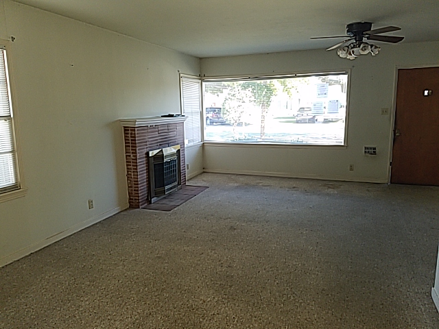 174 Riker TerraceSalinas, CA, 93901Monterey County