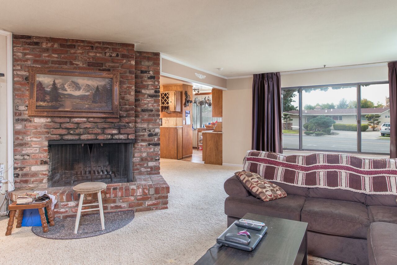 639 Loma Vista Dr., Salinas, United States 93906