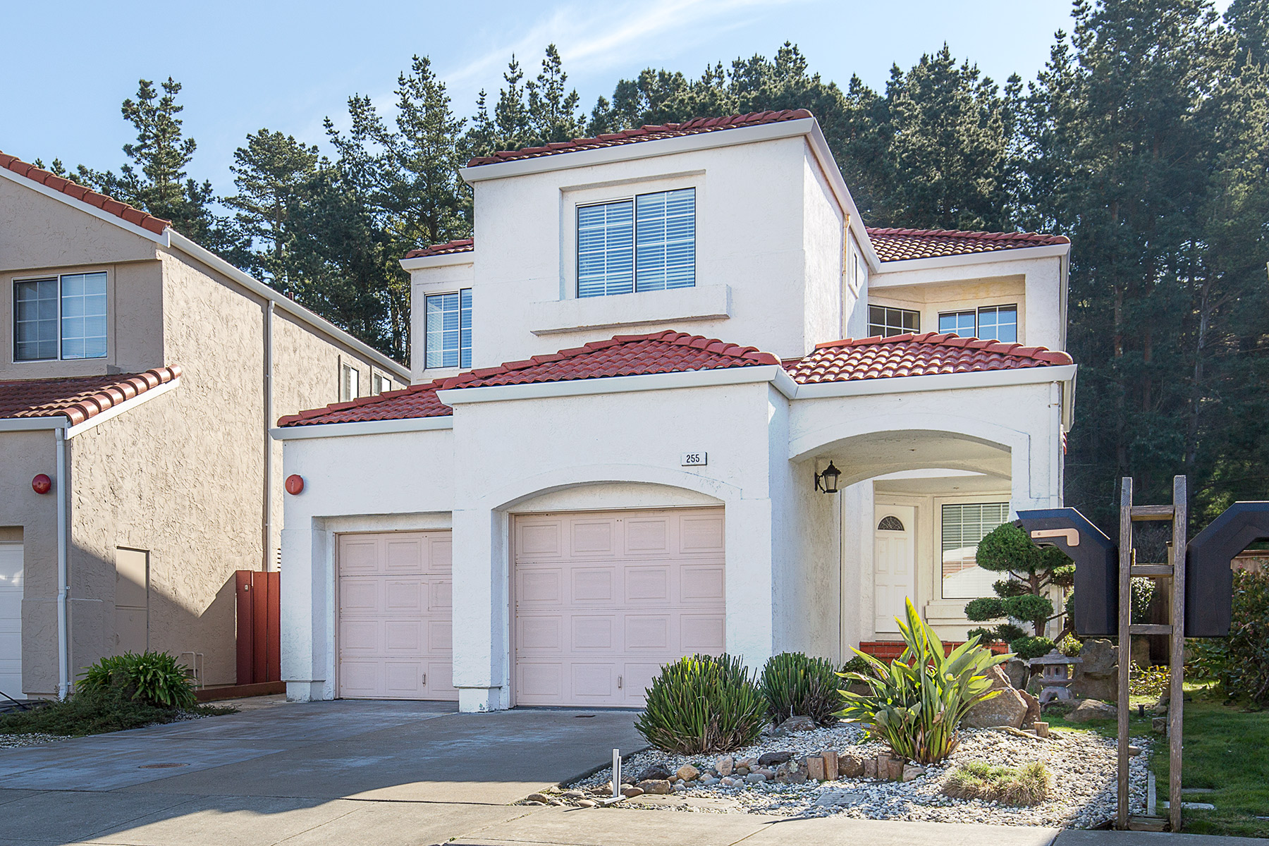 255 Cerro Dr, Daly City, United States 94015