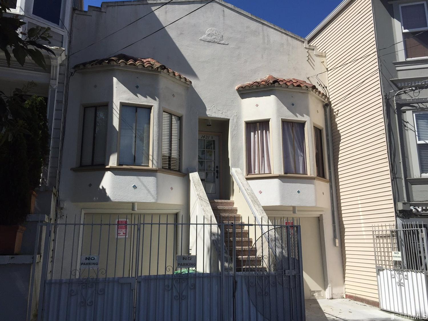 547 Roosevelt Ave
