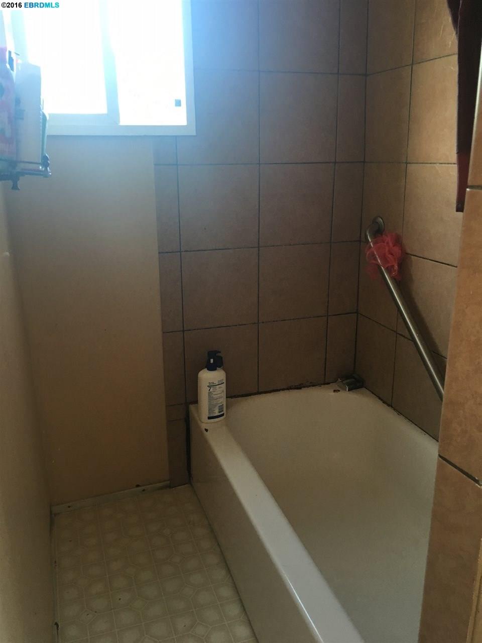 1575 Palou, San Francisco, CA 94124