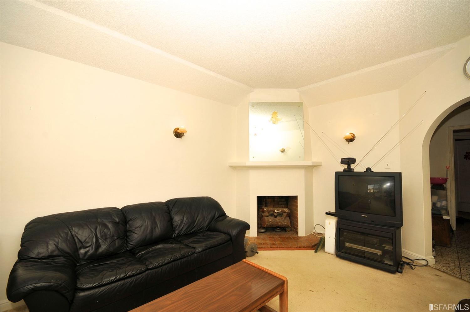 625 Visitacion Avenue, San Francisco, United States 94134