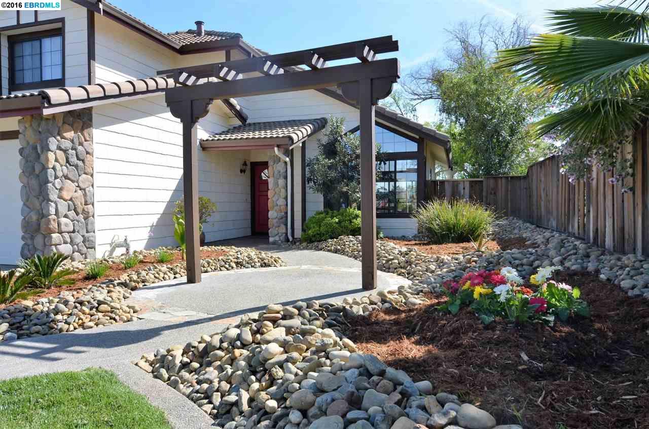 2066 SAND POINT RD, Discovery Bay, CA 94505
