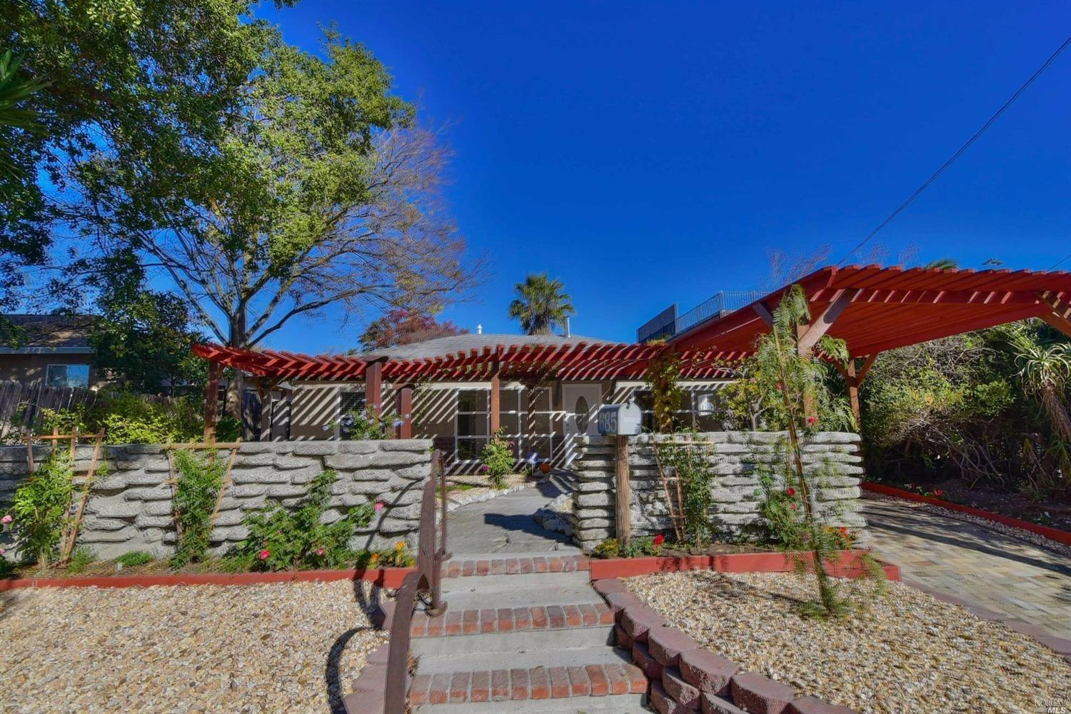 685 E K Street, Benicia, United States 94510