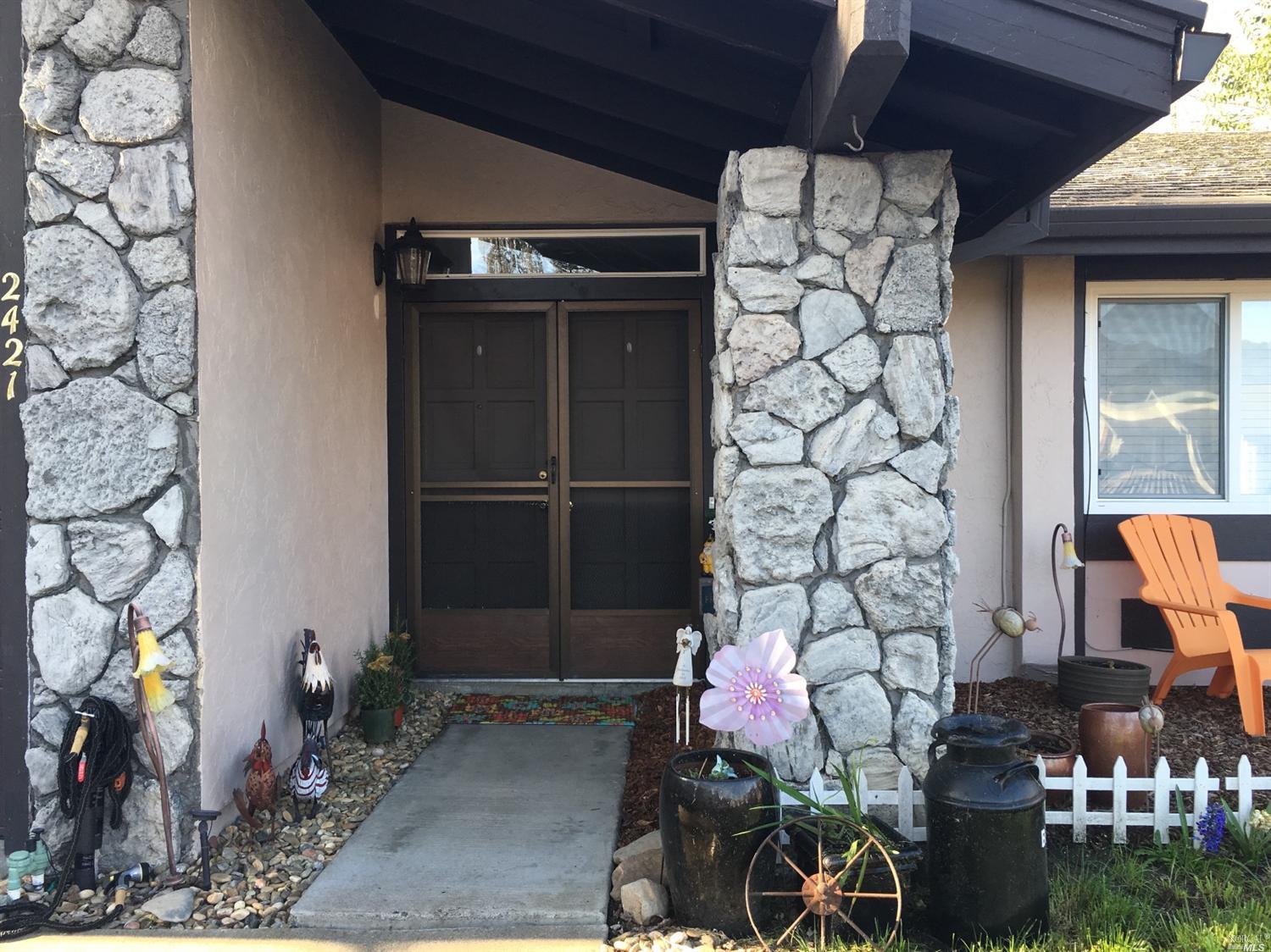 2421 Dena Way, Calistoga, United States 94515