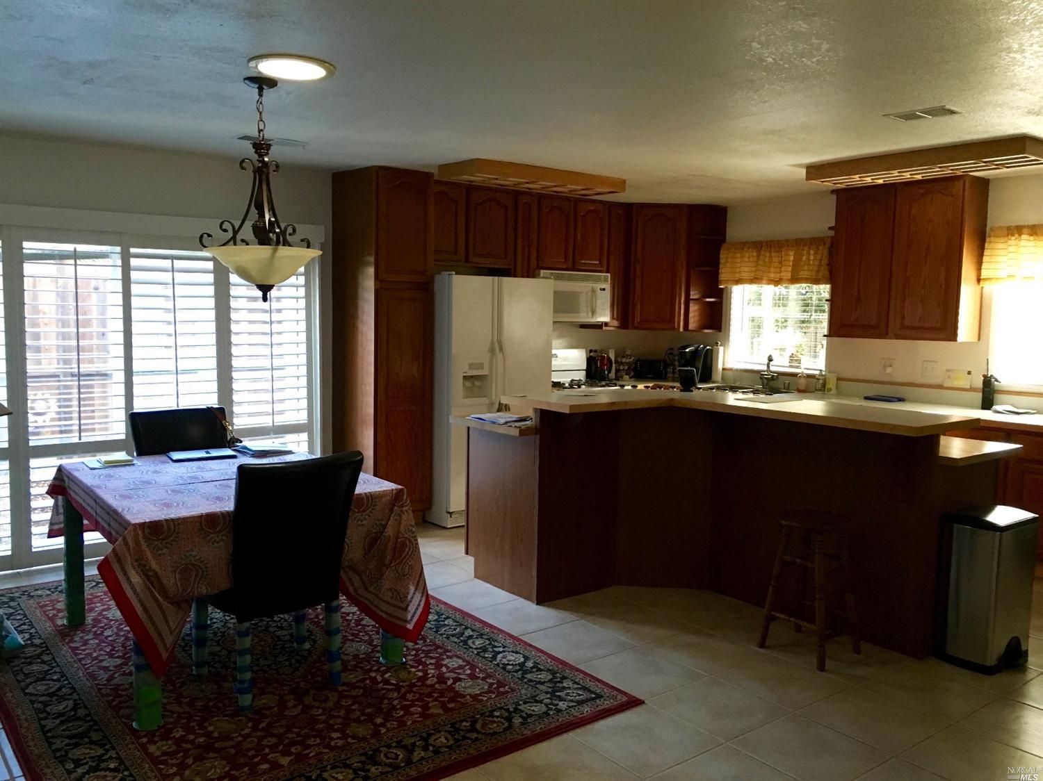 2421 Dena Way, Calistoga, United States 94515