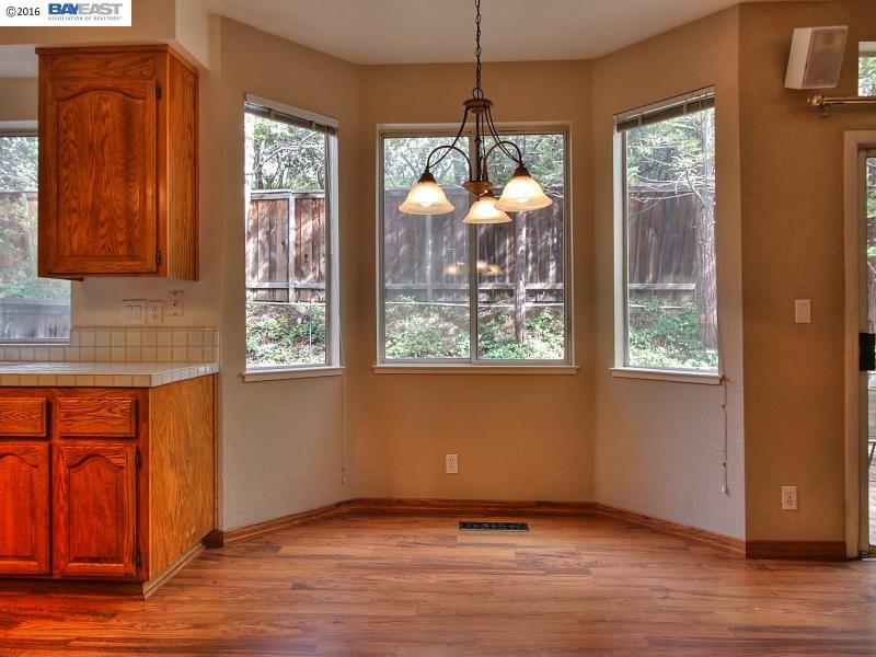 219 ROUND HOUSE PL, Clayton, United States 94517