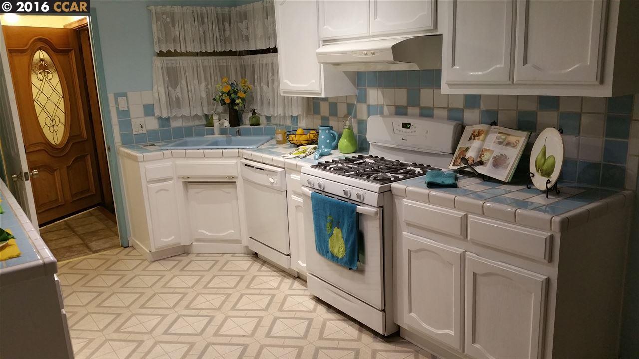 5611Shasta Court, Clayton, United States 94521