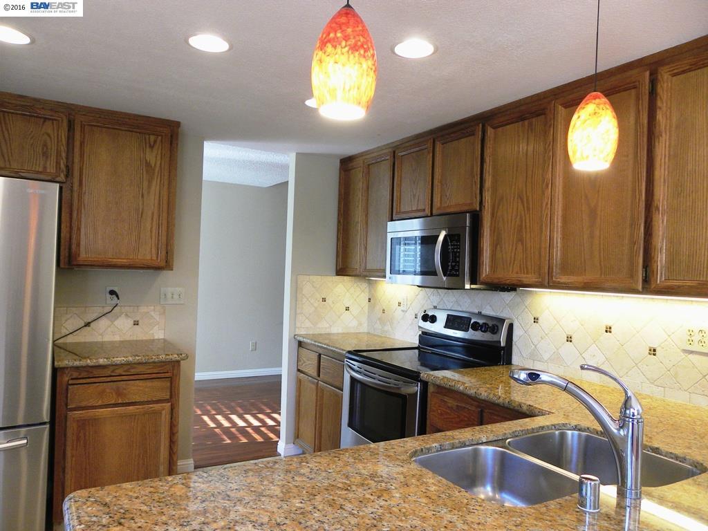 339 S 1ST AVENUE, Pleasant Hill, United States 94523