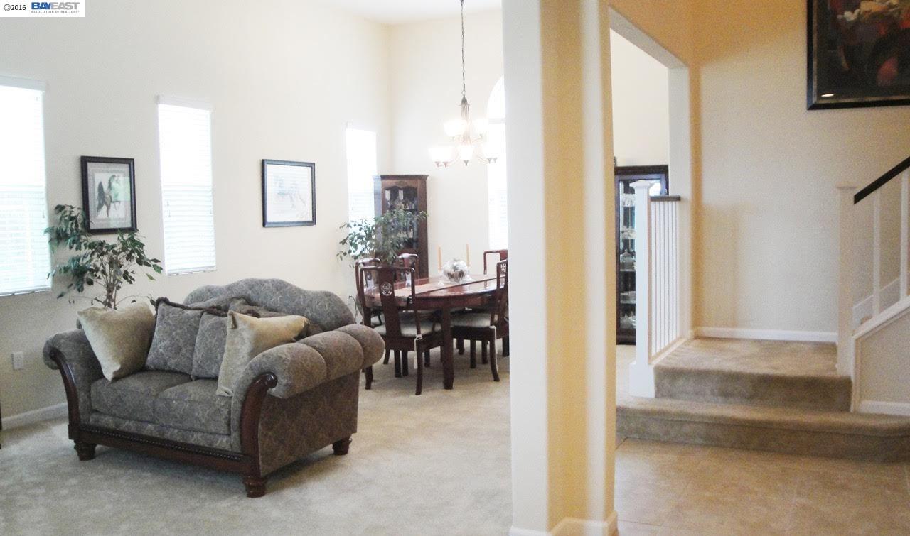 4564 PARK SIDE St, Antioch, United States 94531