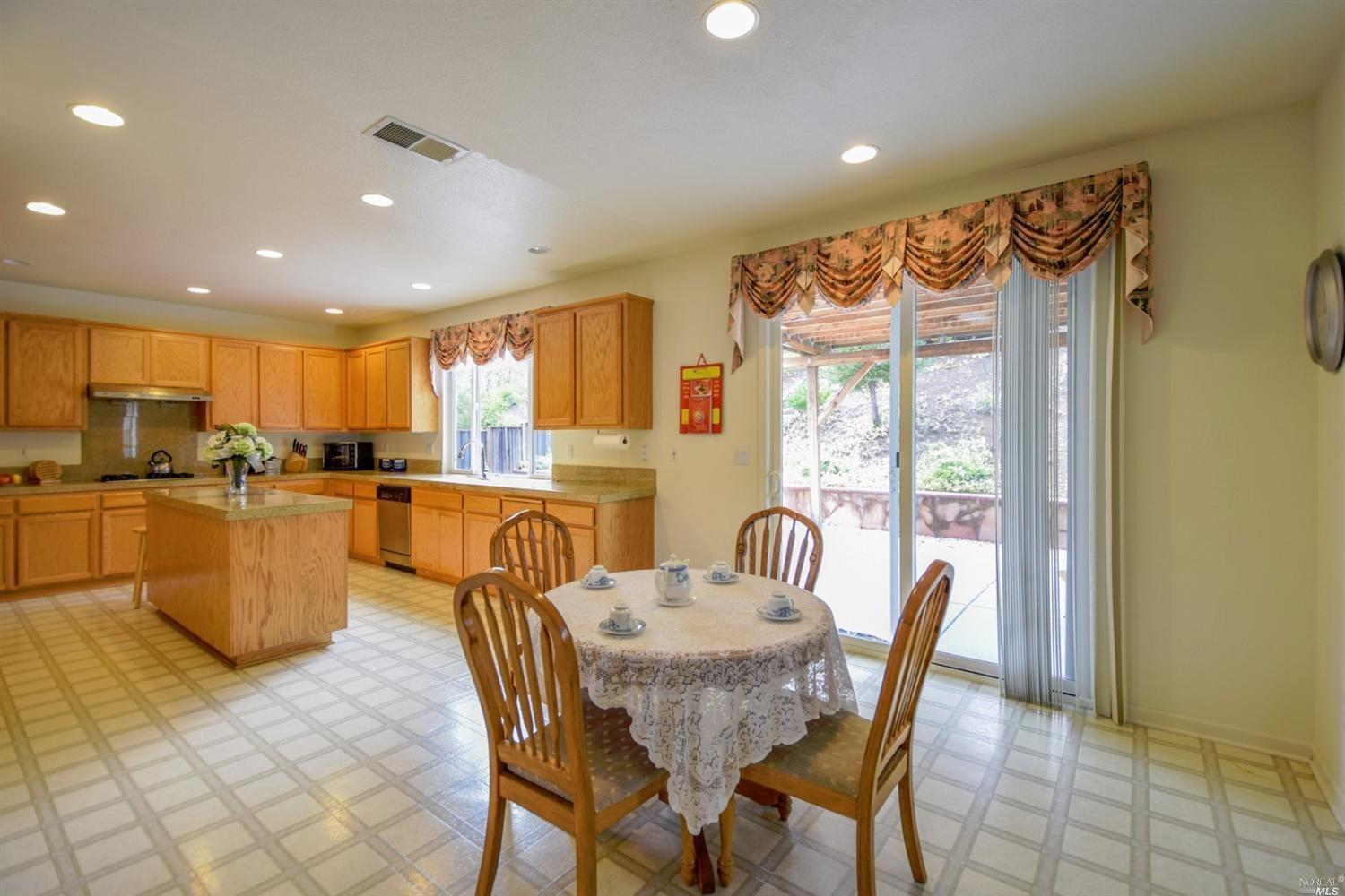 2355Fairview Place, Fairfield, CA 94534
