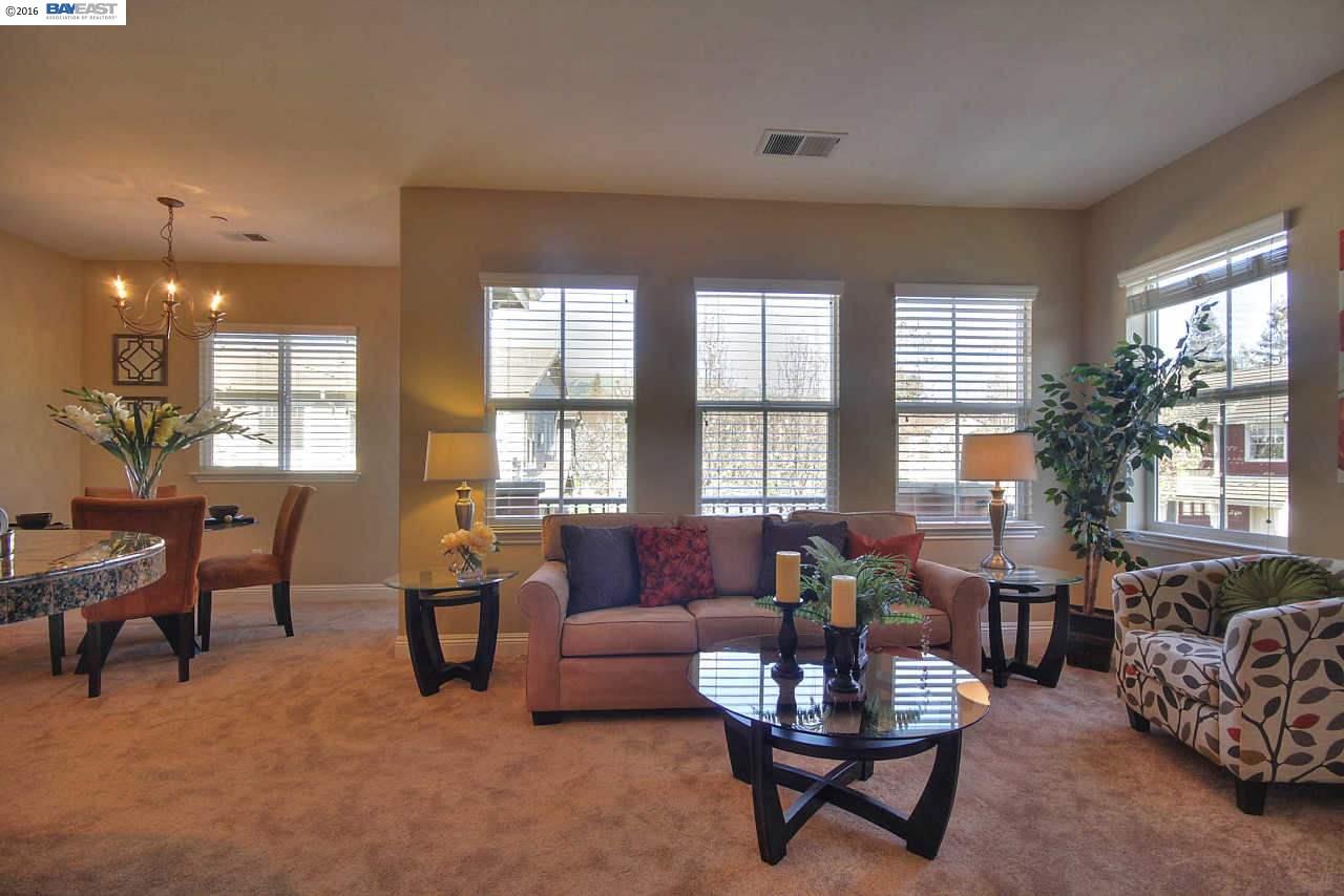 49079 Larkspur Ter, Fremont, United States 94539