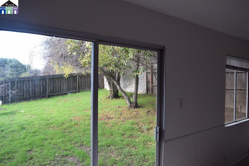 2216 HANSEN RD, Hayward, CA 94541
