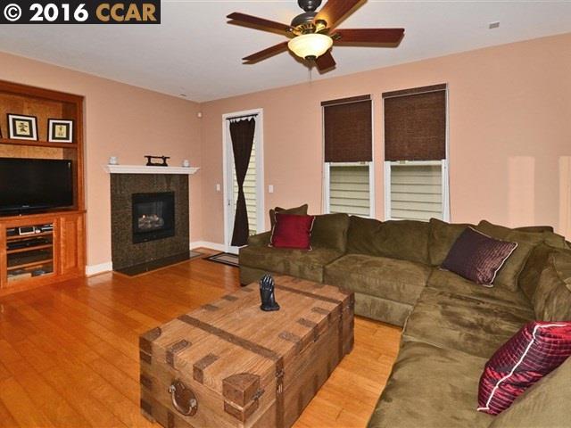 3192 S FRONT ST, Hercules, CA 94547