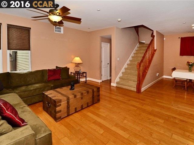 3192 S FRONT ST, Hercules, CA 94547