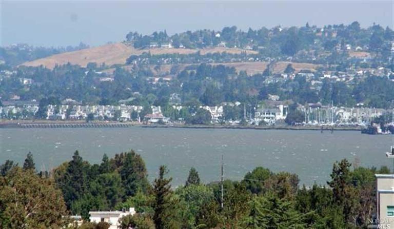 915 Harbor View Drive, Martinez, United States 94553