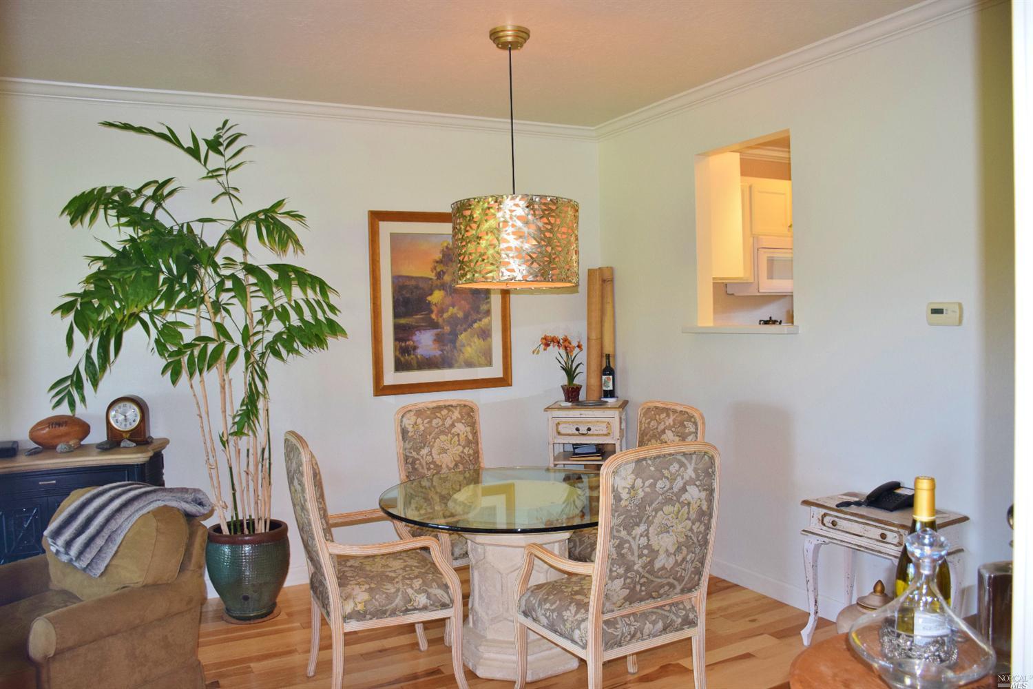 848 Acorn Way, Napa, United States 94558