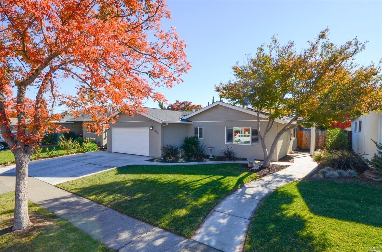 1563 Sequoia St, Napa, United States 94558