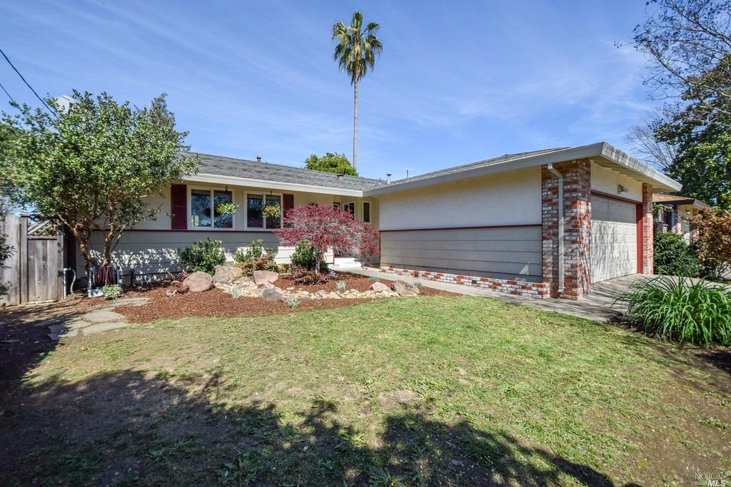 854Lathrop Street, Napa, CA 94558