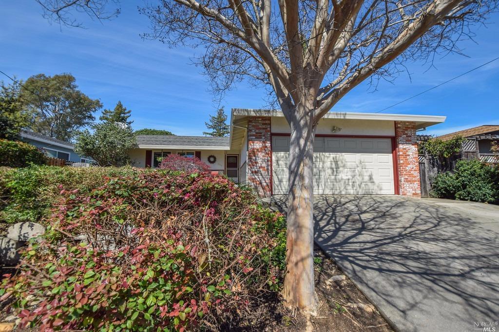 854Lathrop Street, Napa, CA 94558
