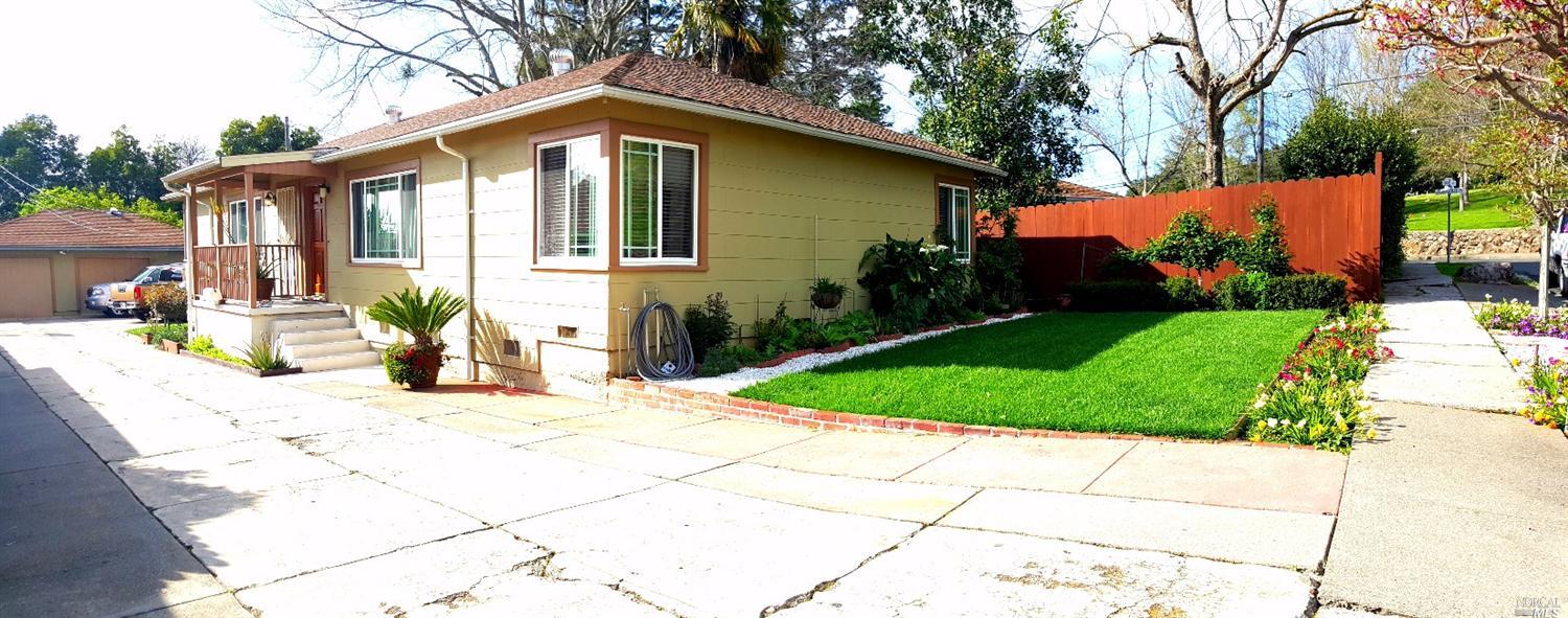 131 Davis Ave, Napa, United States 94559