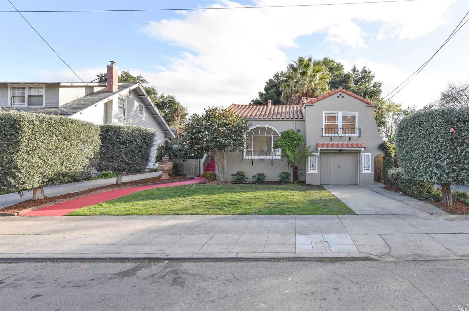 1751 Laurel St, Napa, United States 94559