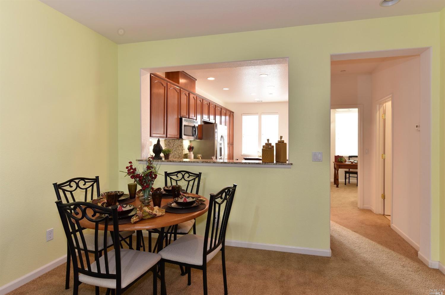 720 Wintergreen Ct, Napa, United States 94559