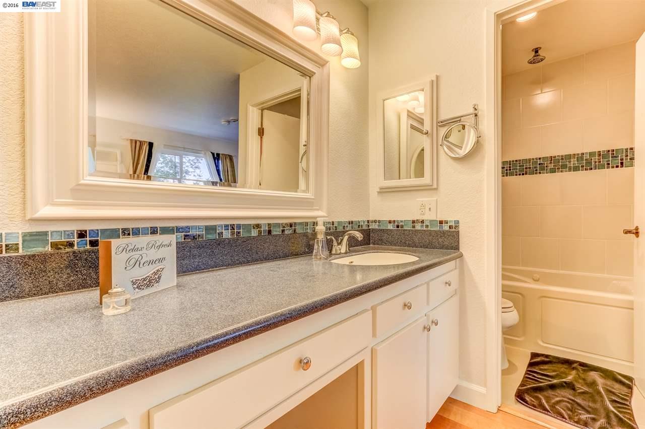 5811 CENTRAL AVE, Newark, CA 94560