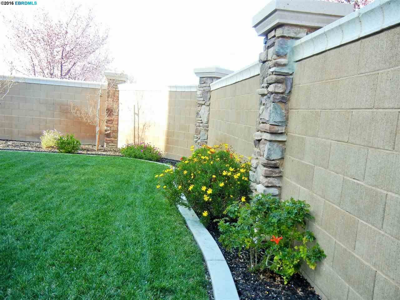 6089 Tazetta Dr, Oakley, CA 94561