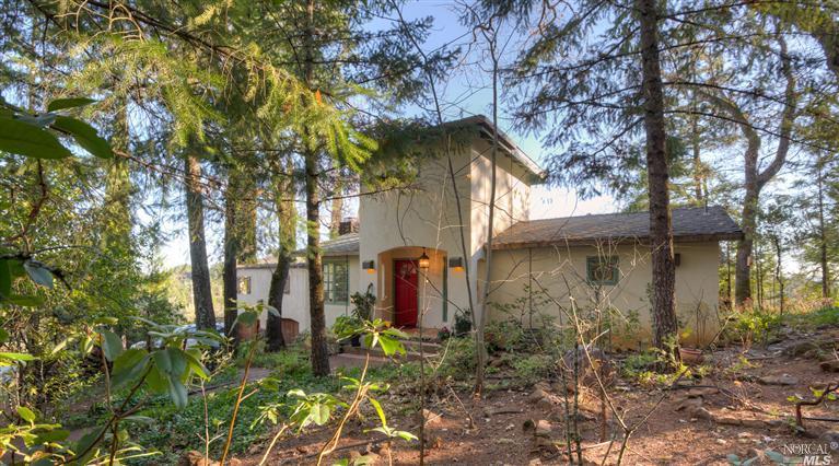 9555 St Helena Rd, St. Helena, United States 94574