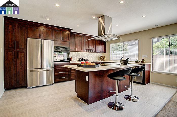 755 Crocus Dr, San Leandro, United States 94578