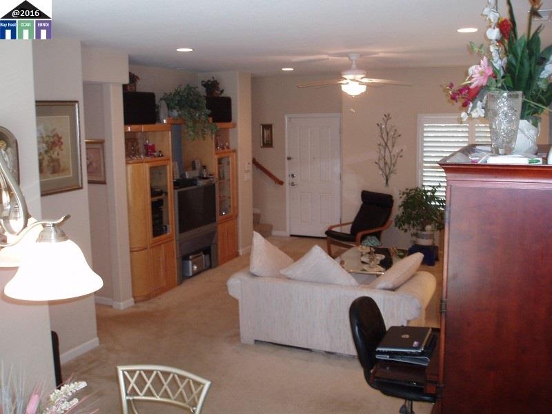 16481 Liberty St, San Leandro, CA 94578