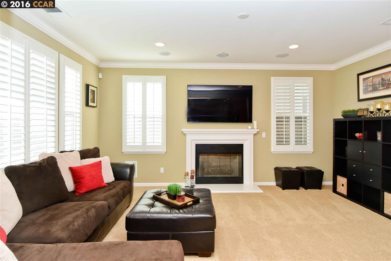 2192 ARLINGTON WAY, San Ramon, United States 94582