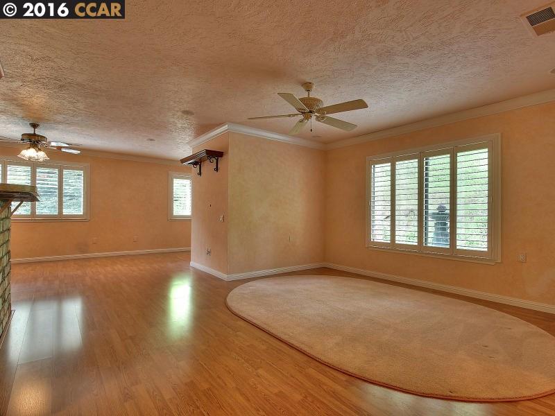 1525 ROCKLEDGE LN, Walnut Creek, CA 94595