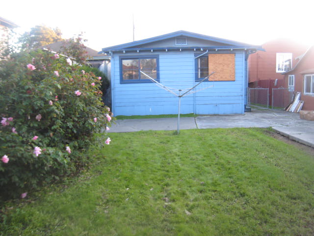 4118 East 17th StreetOakland, CA, 94601Alameda County