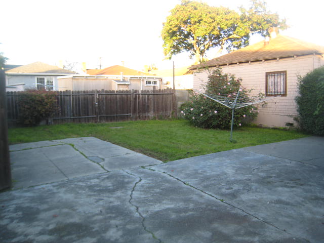 4118 East 17th StreetOakland, CA, 94601Alameda County