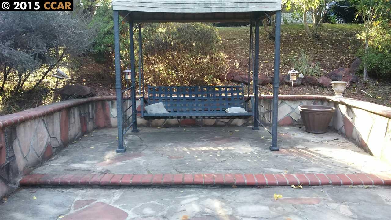 10724 FALLBROOK WAY, Oakland, United States 94605
