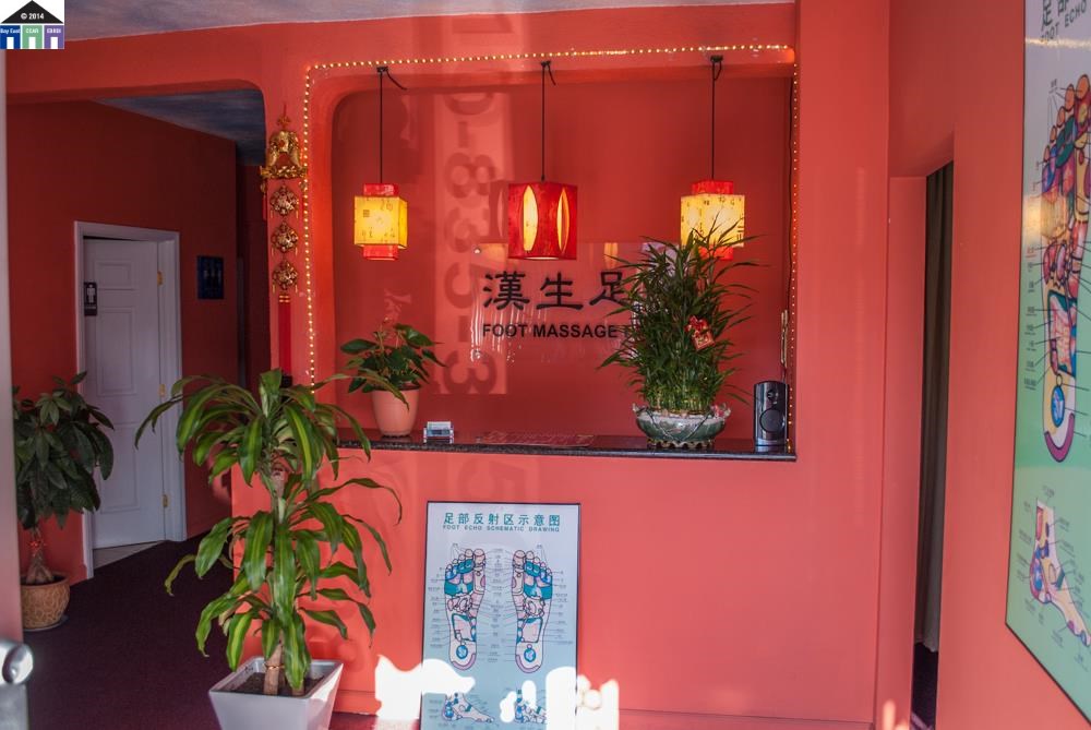 1048 International Blvd., Oakland, United States 94606