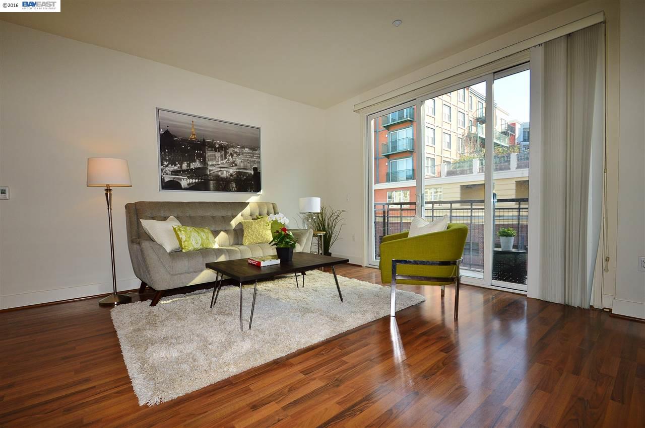 1502 BRUNSWIG LN, Emeryville, CA 94608
