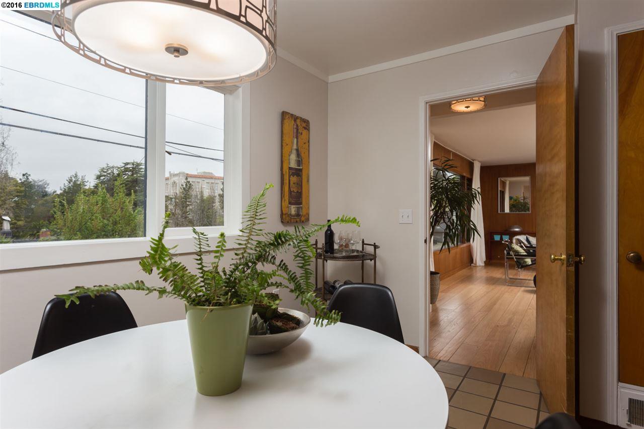 4836 Harbord Dr., Oakland, United States 94618