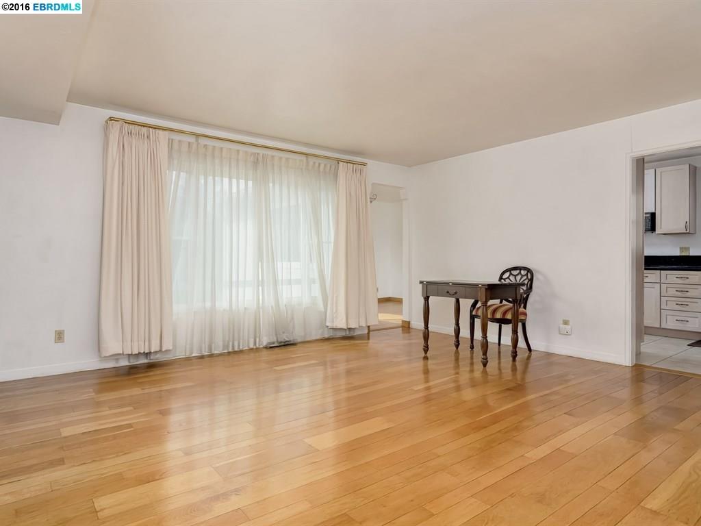 3227 STORER AVE, Oakland, United States 94619