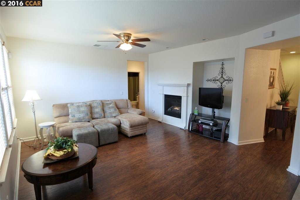 5612 Vista Dr, Richmond, United States 94806