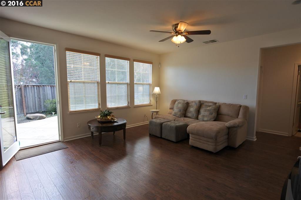 5612 Vista Dr, Richmond, United States 94806